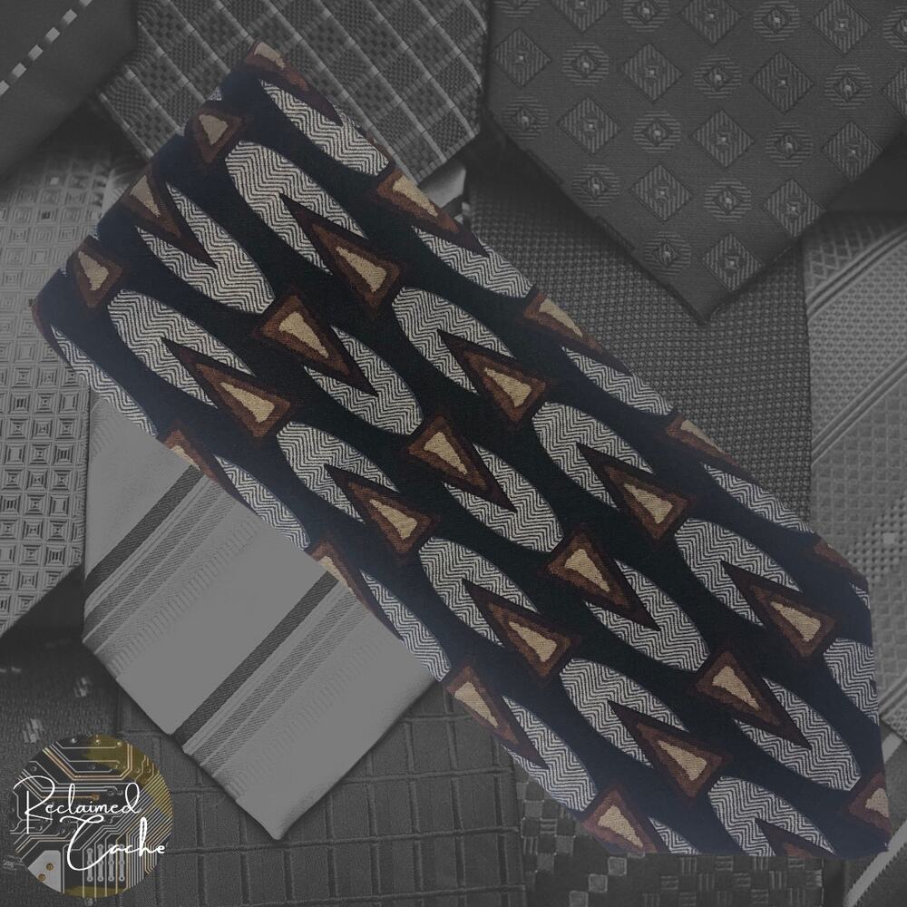 Abstract Triangles and Ovals Tie